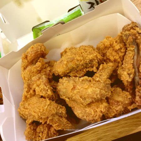 bhc chicken myeongdong reviews|BHC Chicken Myeongdong .
